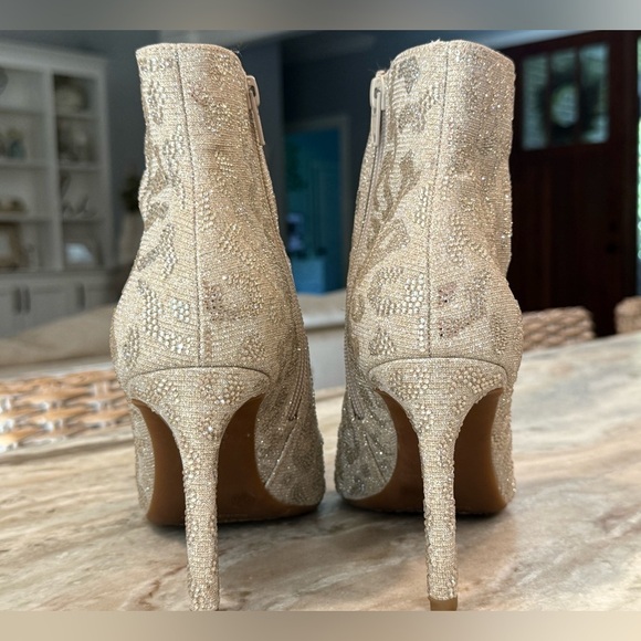 Women’s GIANNI BINI Annina leopard print rhinestone stiletto booties- Size 9 - Picture 9 of 11